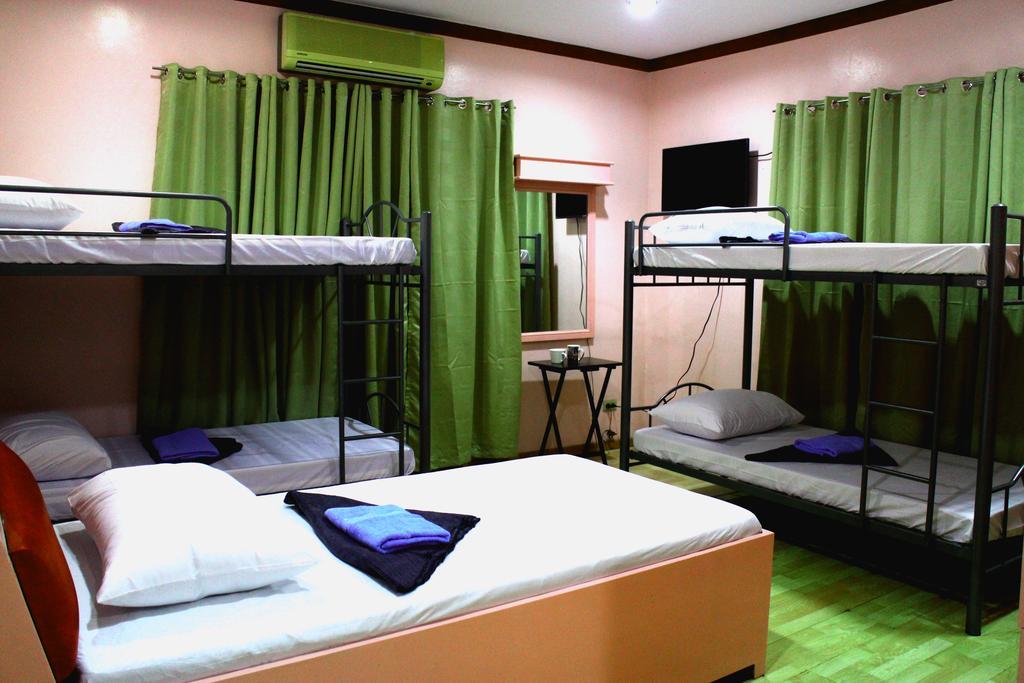 Tagaytay Garden Budgetel - City Center Tagaytay City Camera foto