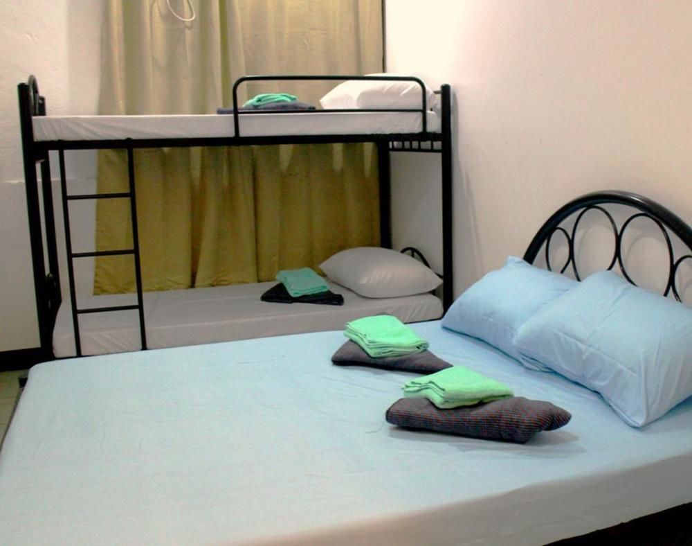 Tagaytay Garden Budgetel - City Center Tagaytay City Esterno foto